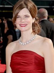 Image Betsy Brandt nude